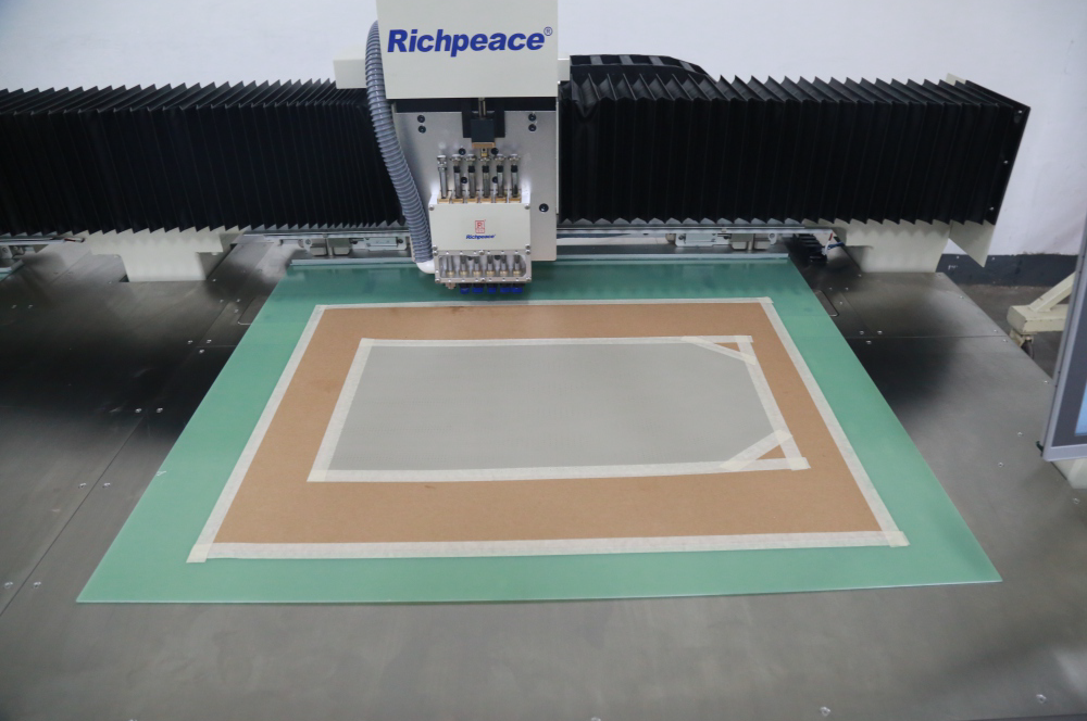 Richpeace Automatic High-speed Plate Mount Perforation Machine